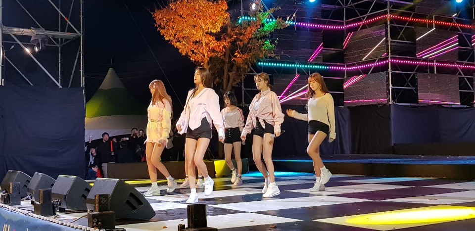 지역축제 가수 AOA